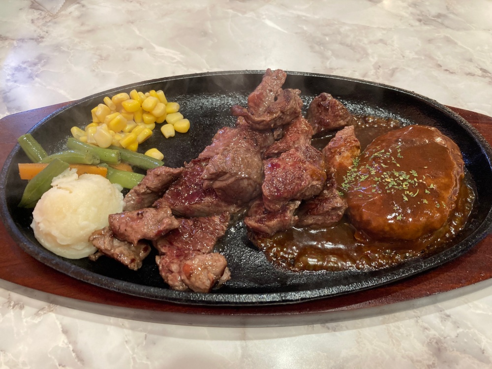 ステーキハウス 88 石垣島店