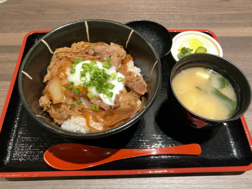 リゾートバイトのまかない（夕食）